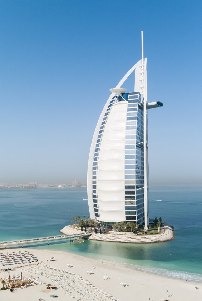 dubai, burj al arab, hotel-1113262.jpg